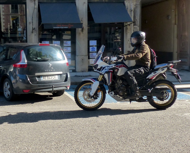P1440787a.jpg